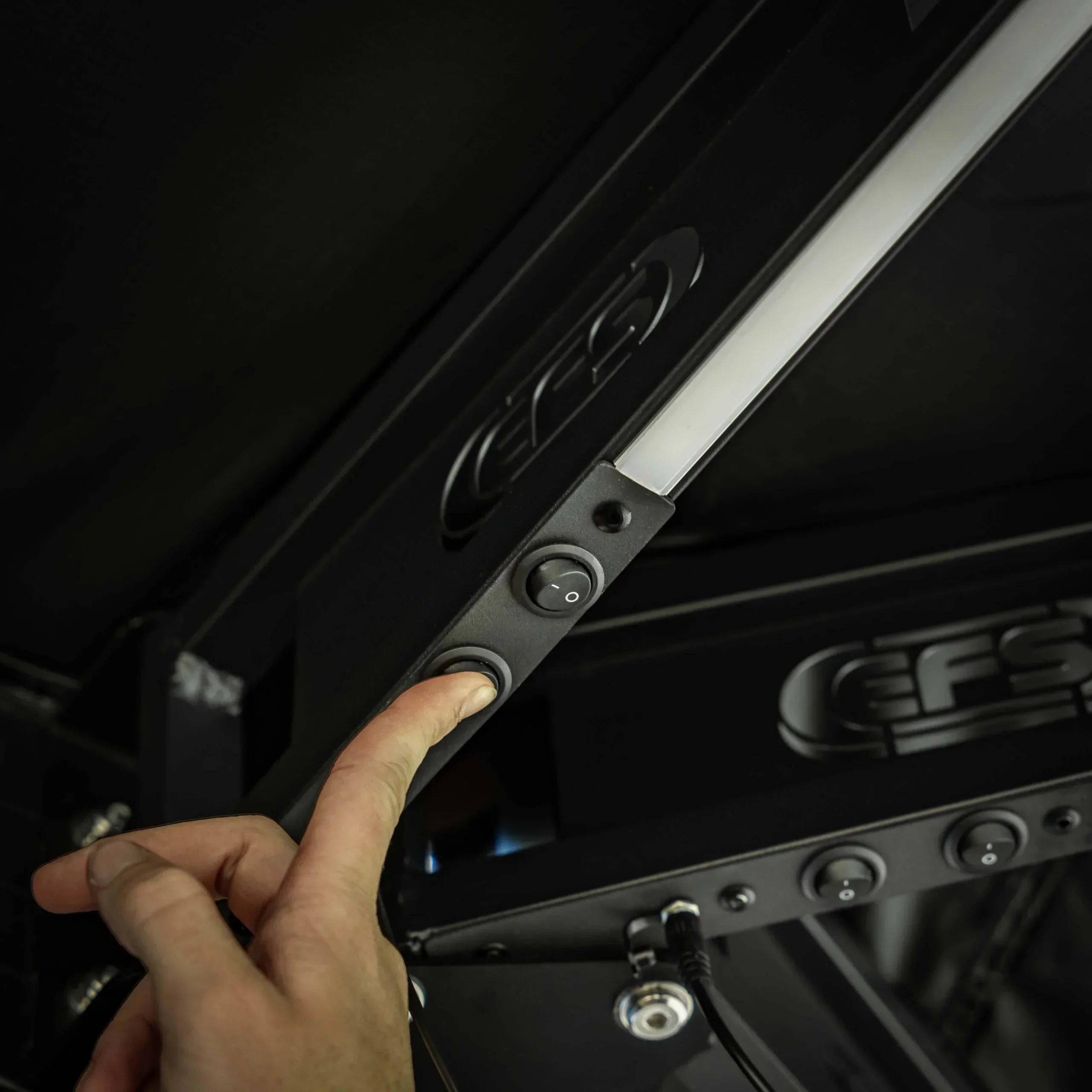 270 Degree Awning For Vehicle - Free Standing - EFS Ya'Mate Range - Brixton 4x4 - Buy Online Now!