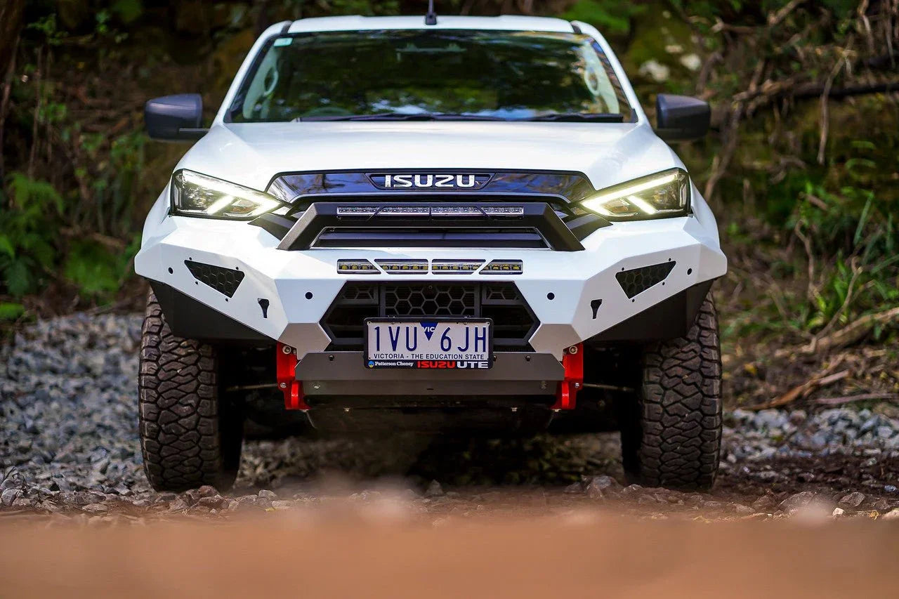 Offroad Animal Predator Bullbar for Isuzu MUX 2021 to 2024 (Pre-facelift) - Brixton 4x4 - Buy Online Now!
