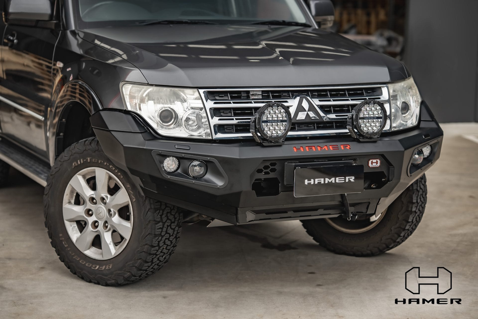 Hamer King Series Bull Bar for Mitsubishi Pajero (2006 to 2021)