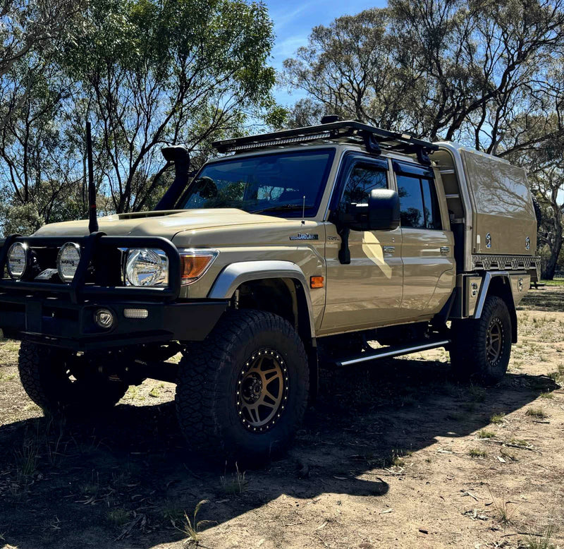 Clearview Power Boards [Pair] – Toyota LandCruiser 79 Series Dual Cab, thick board, LED light (1984 – Current)