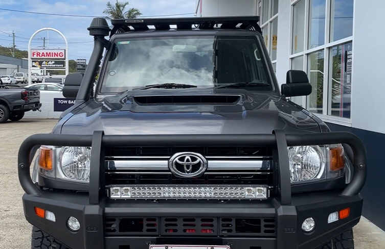 EFS Stockman Bar to 70 Series Landcruiser V8 (2007+)