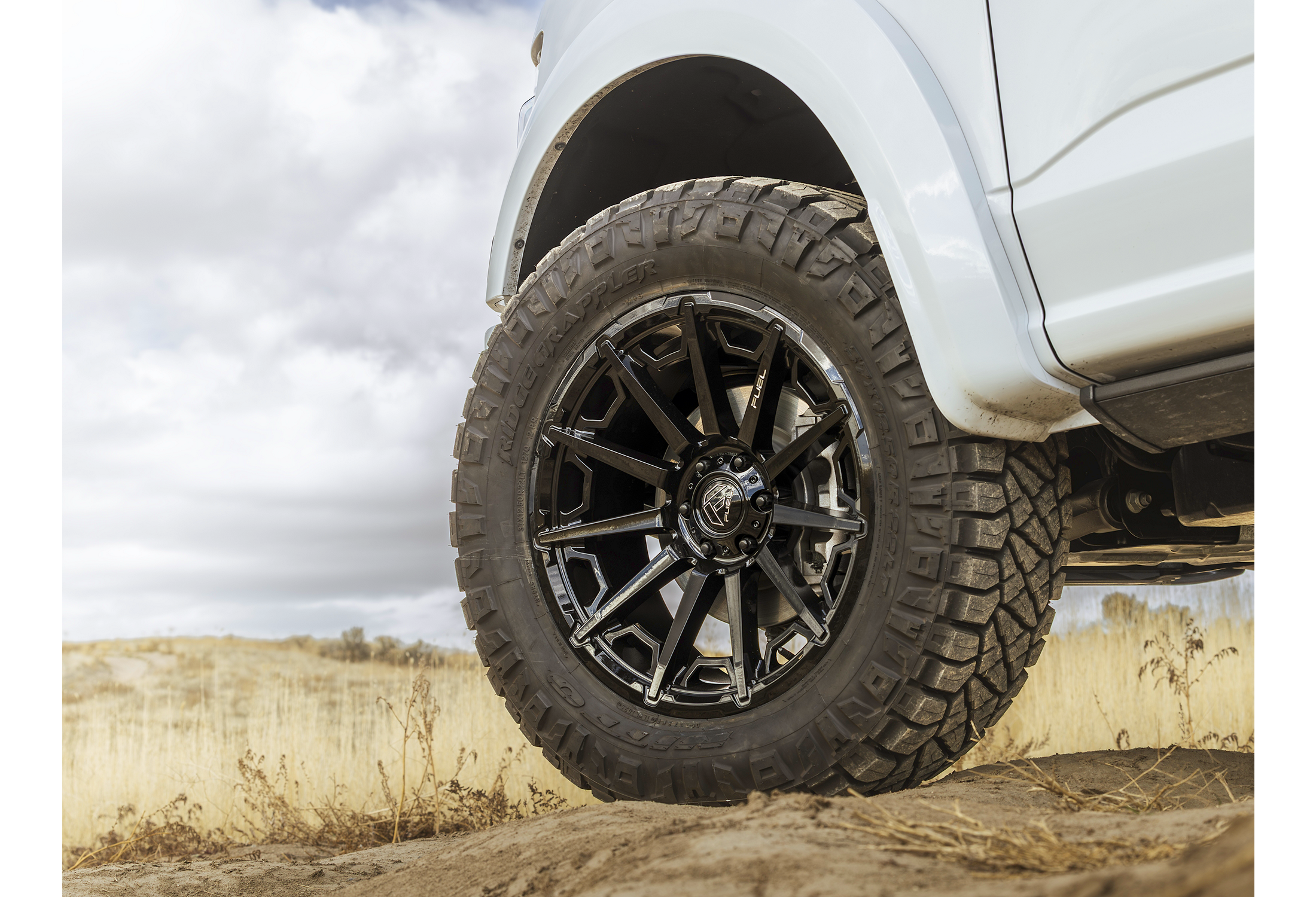 Fuel Off-Road Grip Wheels - 1PC FC900 - Gloss Black