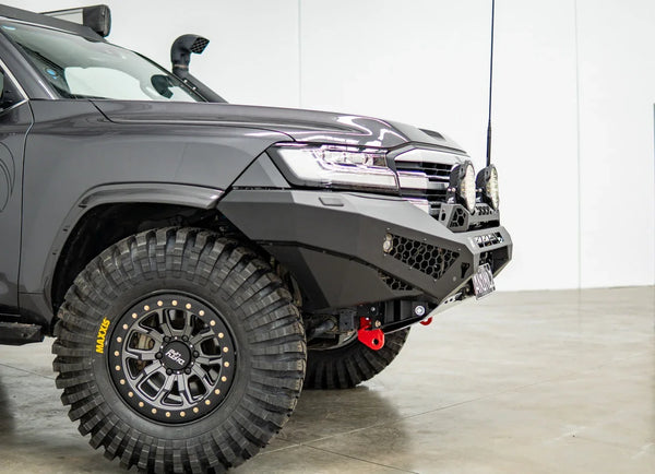 Offroad Animal Predator Bull Bar for Toyota Land Cruiser 300 Series, 2 ...