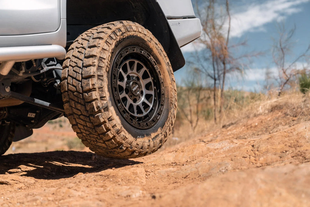 ROH Assault Wheels Matte Black with Graphite Face Black Bolts – Brixton 4x4