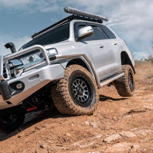 ROH Assault Wheels Matte Black with Graphite Face Black Bolts – Brixton 4x4